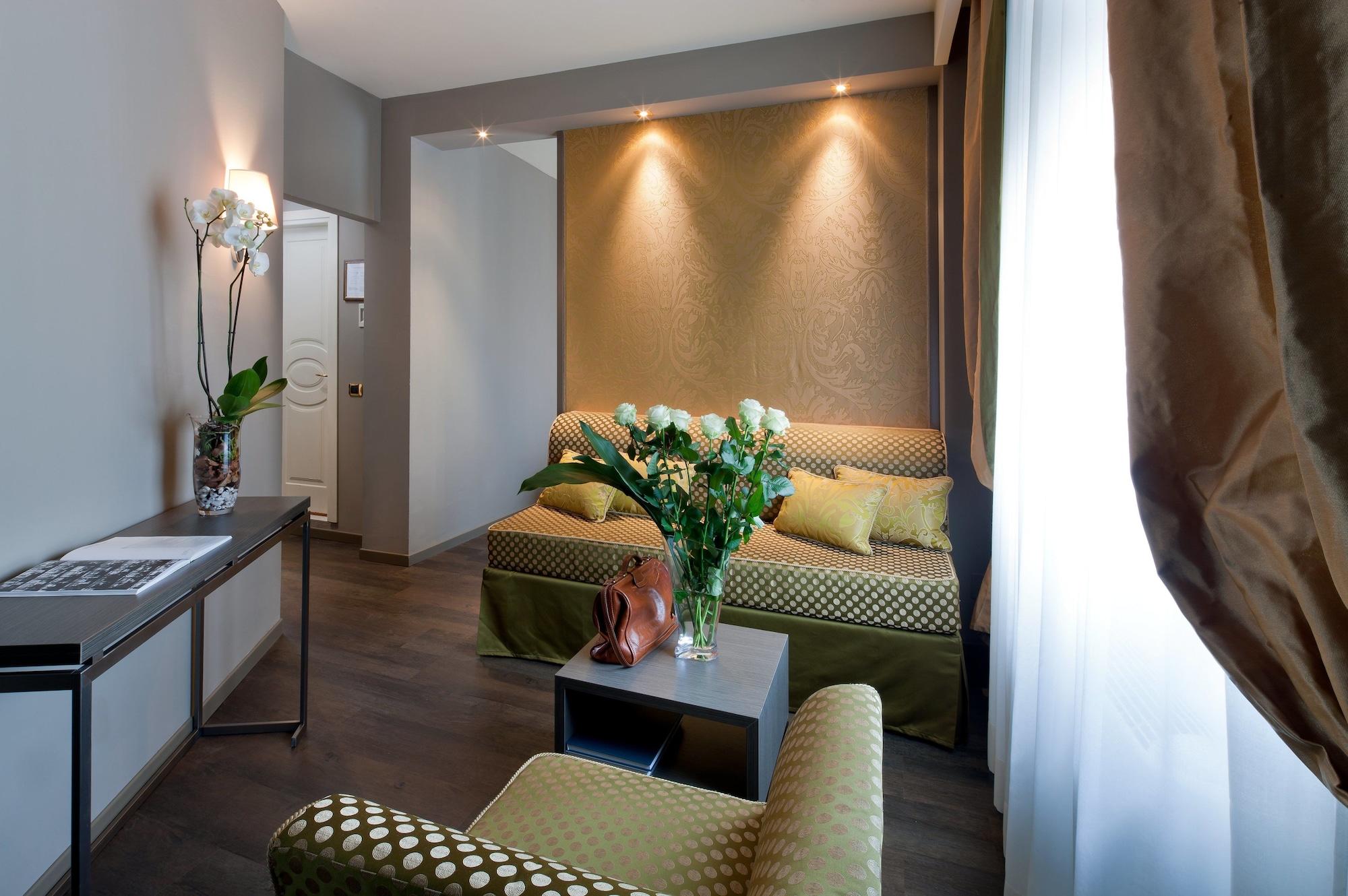 Hotel Mozart Milan Exterior photo