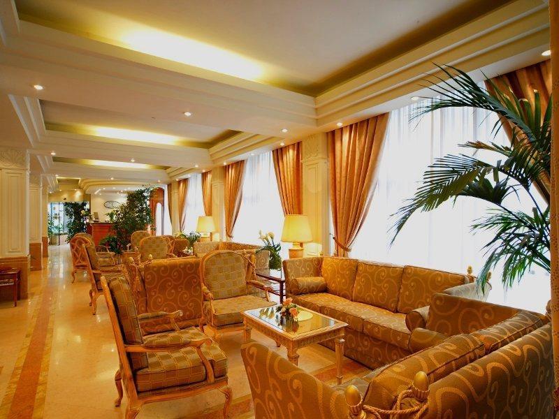 Hotel Mozart Milan Interior photo