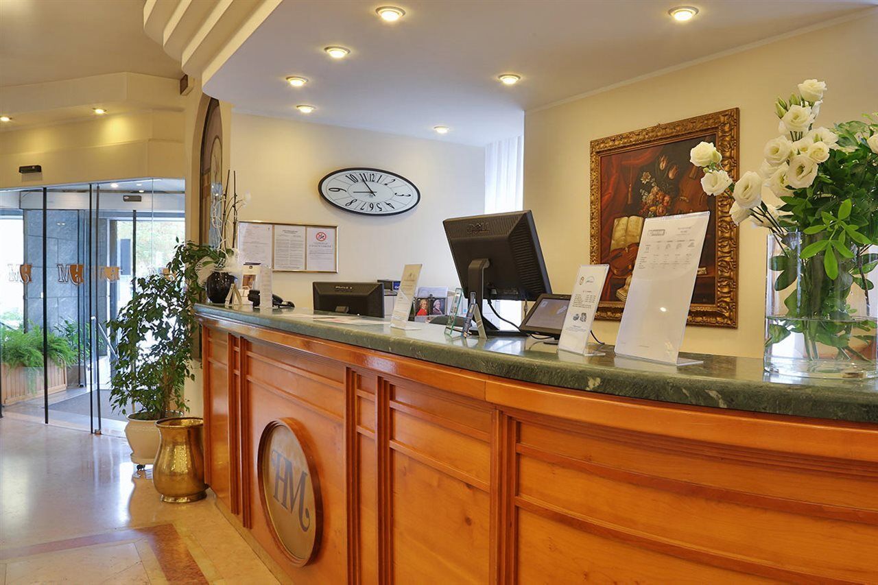 Hotel Mozart Milan Exterior photo